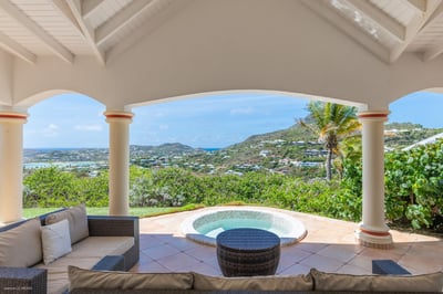 Luxury Villa Photo #15