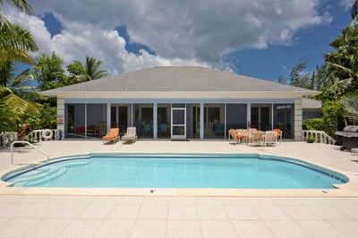 Luxury Villa Photo #3
