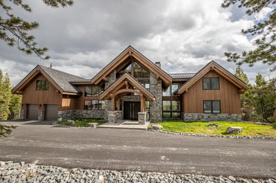 Luxury Villa Photo #6