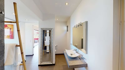 Luxury Villa Photo #52
