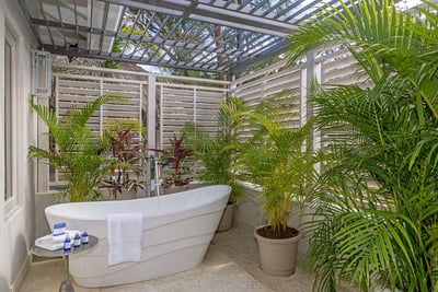 Luxury Villa Photo #23