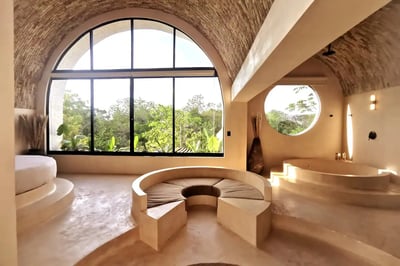 Luxury Villa Photo #13