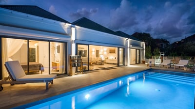 Luxury Villa Photo #8
