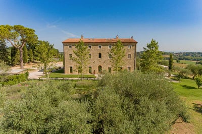 Luxury Villa Photo #39