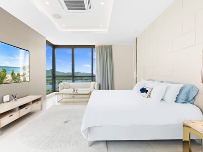 Luxury Villa Photo #34