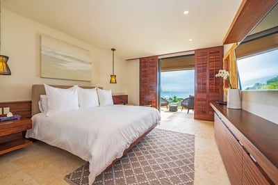Luxury Villa Photo #11