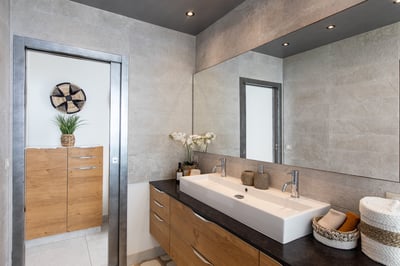 Luxury Villa Photo #24