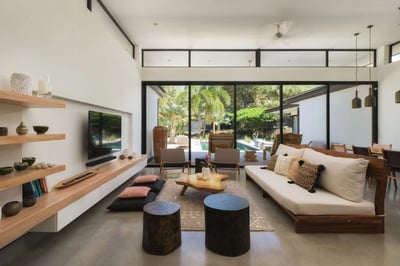 Luxury Villa Photo #5