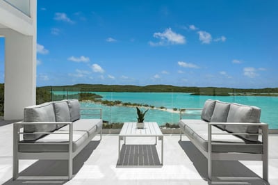 Luxury Villa Photo #23