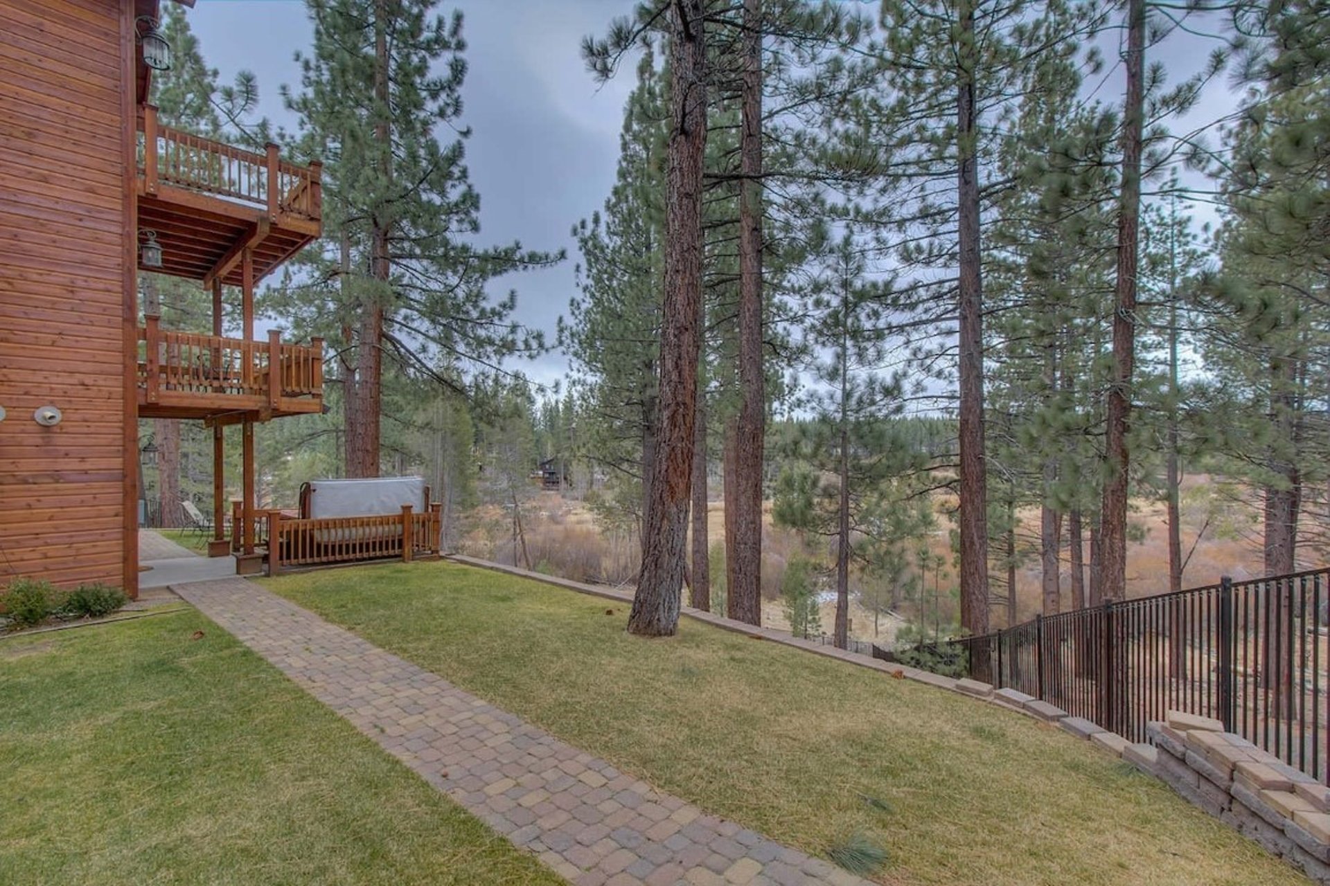 Cedar View - 2