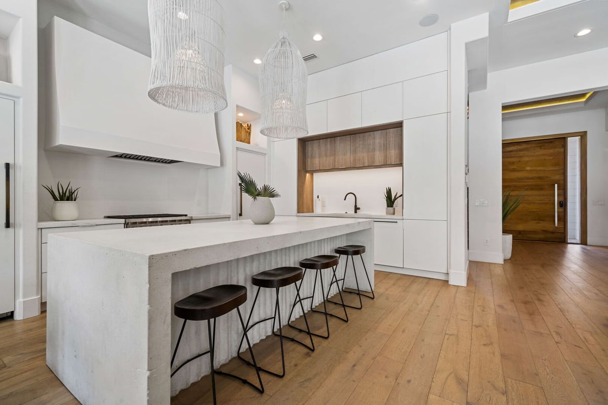 Majestic Mirage Estate