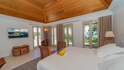 Luxury Villa Photo #53