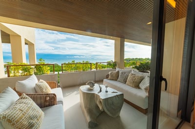 Luxury Villa Photo #9