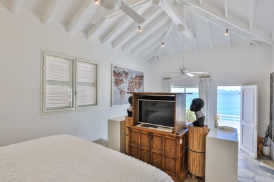 Luxury Villa Photo #31