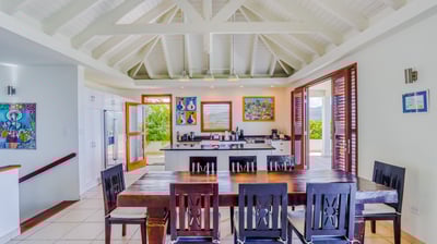 Luxury Villa Photo #16