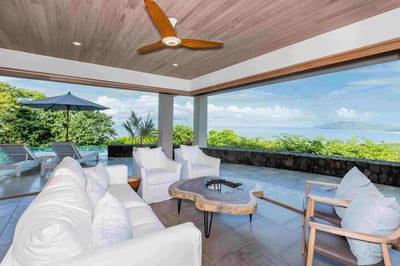 Villa Royal | Outdoor sitting area