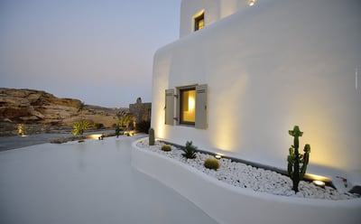 Luxury Villa Photo #15