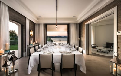 Luxury Villa Photo #12
