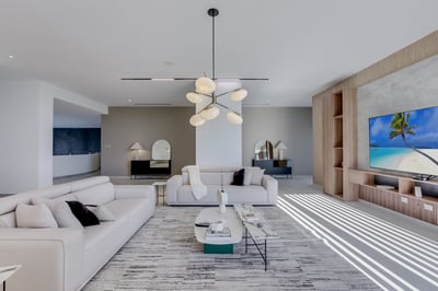Luxury Villa Photo #18