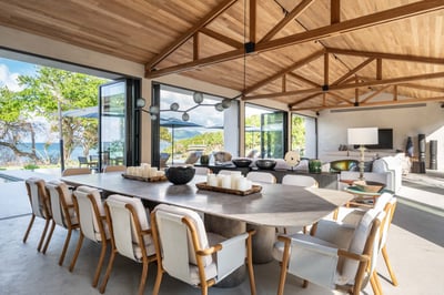 Luxury Villa Photo #22