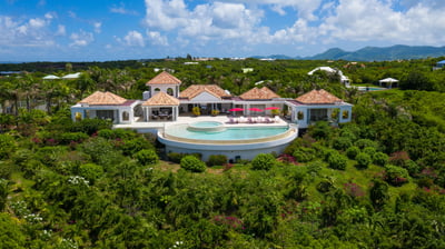 Luxury Villa Photo #2