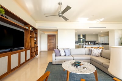 Luxury Villa Photo #9