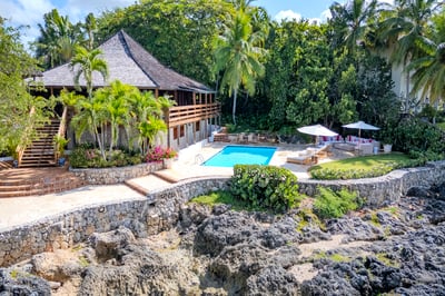 Luxury Villa Photo #8