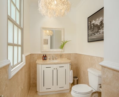 Luxury Villa Photo #28