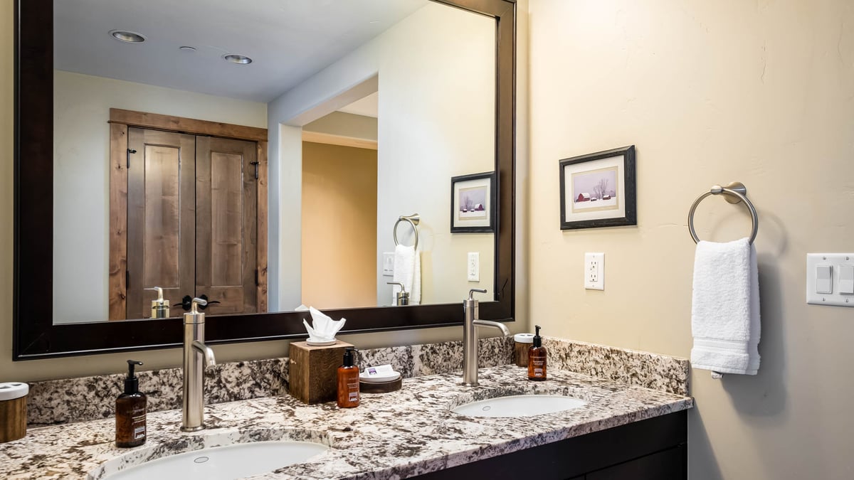 Sunrise Ridge Residence