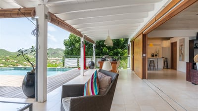 Outdoor Lounge