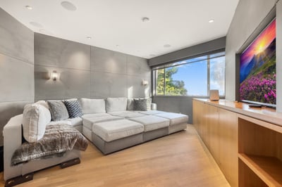 Luxury Villa Photo #24