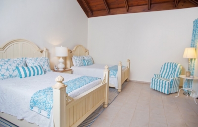 Luxury Villa Photo #9