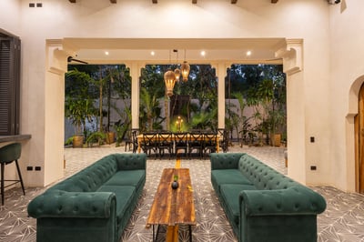 Luxury Villa Photo #15