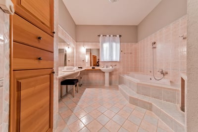 Luxury Villa Photo #42