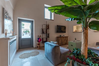 Luxury Villa Photo #20