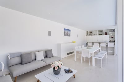 Luxury Villa Photo #12