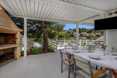 Luxury Villa Photo #19