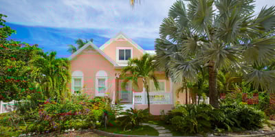 Luxury Villa Photo #3