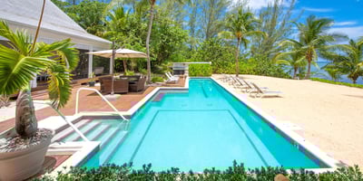Luxury Villa Photo #3