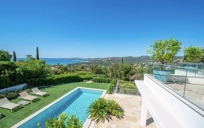 Luxury Villa Photo #5
