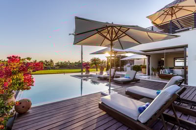 Luxury Villa Photo #5
