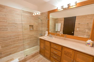 Luxury Villa Photo #27