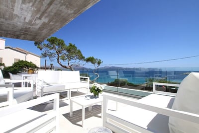 Luxury Villa Photo #2