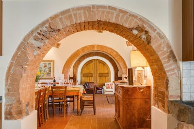 Luxury Villa Photo #11