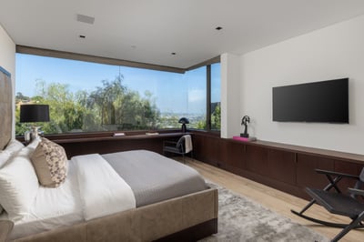 Luxury Villa Photo #37