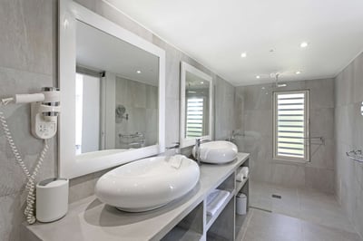 Luxury Villa Photo #27