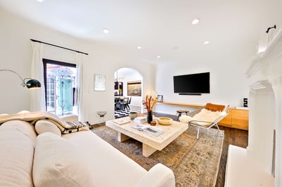 Luxury Villa Photo #22