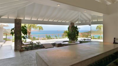 Luxury Villa Photo #22