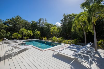 Luxury Villa Photo #2