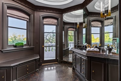 Luxury Villa Photo #34